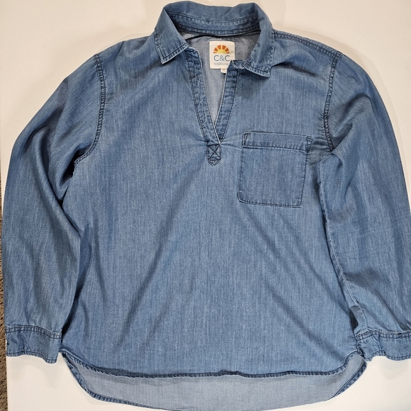 C&C California Womens Denim Popover Medium Blue Chambray V-neck Pocketed Western - Picture 1 of 6
